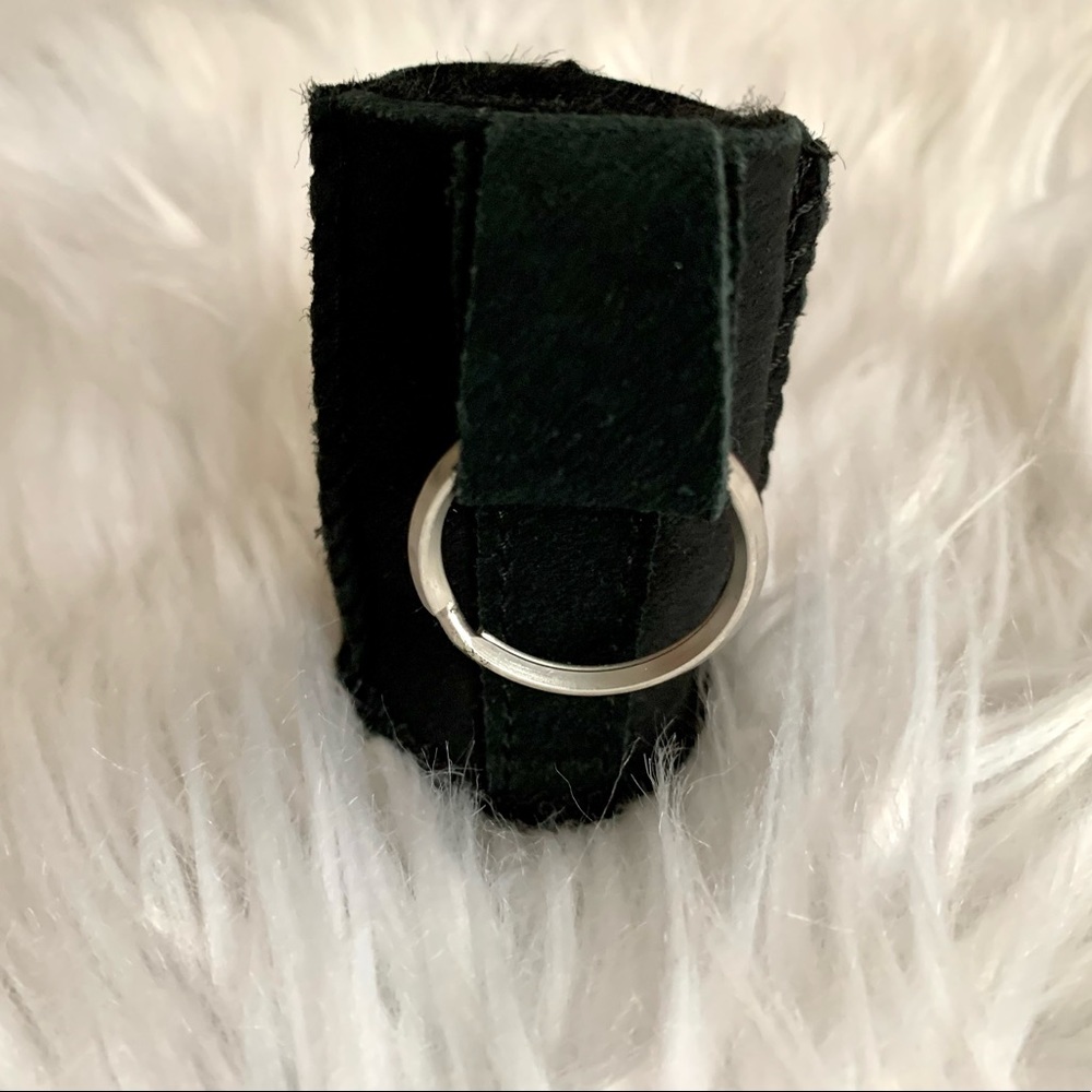 NWOT UGG Australia Mini Black Shearling Boot Keychain - Picture 2 of 4
